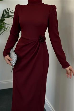 Catalina Yanı Güllü Elbise Bordo