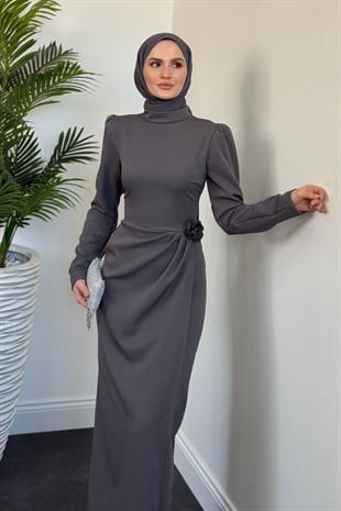 Catalina Yanı Güllü Elbise Füme