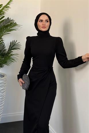 Catalina Yanı Güllü Elbise Siyah