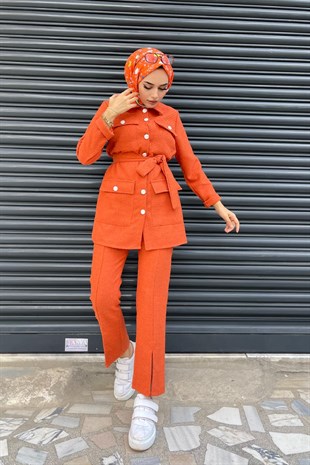 Cepli Düğmeli Pantolonlu Takım Turuncu