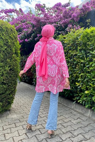 Çiçek Desenli Düğmeli Tunik Pembe