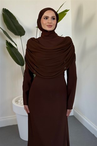 Clarette Degaje Yaka Pelerinli Balık Abiye Kahverengi