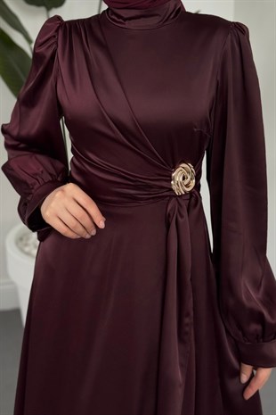 Crimson Rose Yandan Tokalı Saten Abiye Mürdüm