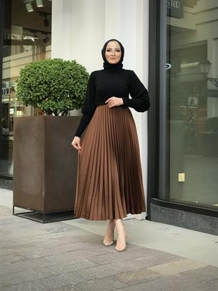 Deri Görünümlü Piliseli Krep Etek Kahverengi