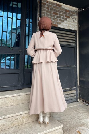 Düğmeli Etekli Takım Vizon