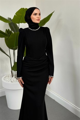 Firella Drapeli Taşlı Balık Abiye Siyah 
