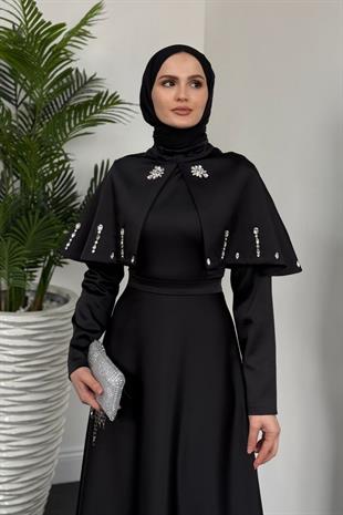 Giorgia Pelerinli Taşlı Saten Abiye Siyah