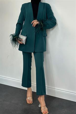 Gloria Kolları Tüy Detay Blazer Ceket Takım Zümrüt