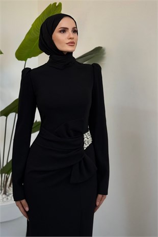 Holy Yandan Fiyonklu Taşlı Balık Abiye Siyah 