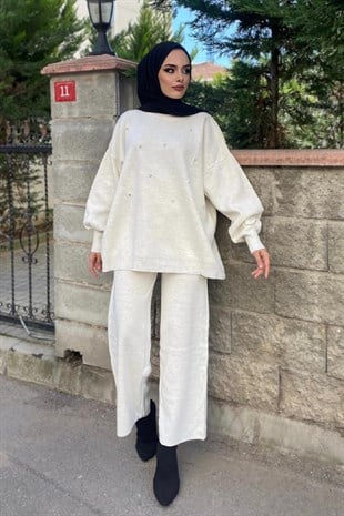 İncili Triko Takım Ekru
