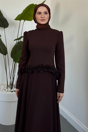 Jolienne Beli Gül Detaylı Abiye Kahverengi