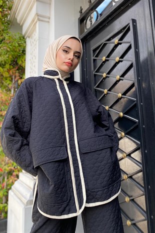 Kapitoneli Önden Cepli Pantolonlu Takım Siyah