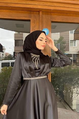 Kemeri Ve Önü Taşlı Tasarım Abiye Siyah
