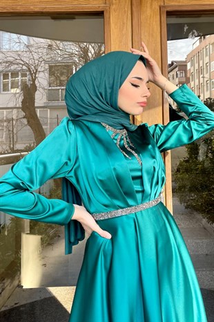 Kemeri Ve Önü Taşlı Tasarım Abiye Yeşil