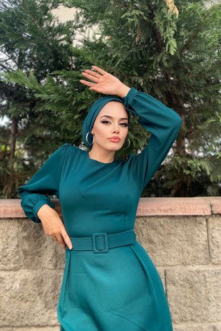 Kemerli Kalem Tesettür Elbise Zümrüt