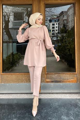 Kolları Büzgülü Krep Takım Camel