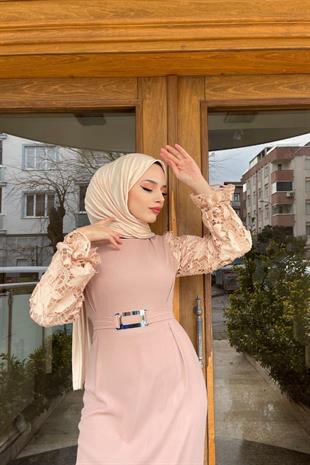 Kolları Dantelli Krep Elbise Camel