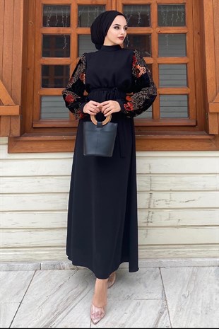 Kolları Kadife Desenli Elbise Siyah
