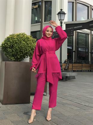 Kolları Lastikli Tüy Detay Takım Pembe
