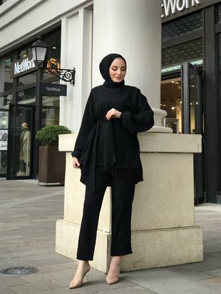 Kolları Lastikli Tüy Detay Takım Siyah