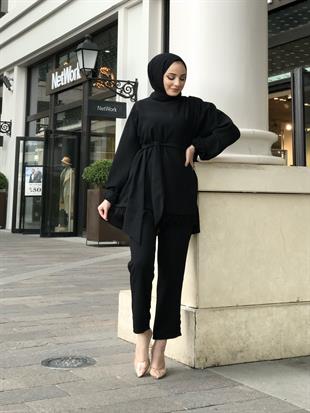 Kolları Lastikli Tüy Detay Takım Siyah