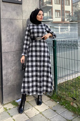 Kolu Lastikli Kemerli Kareli Elbise Siyah