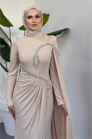 Lisette Taşlı Pelerinli Balık Abiye Krem