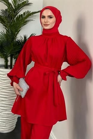 Lucetta Kolları Pliseli Takım Kırmızı