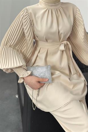 Lucetta Kolları Pliseli Takım Krem