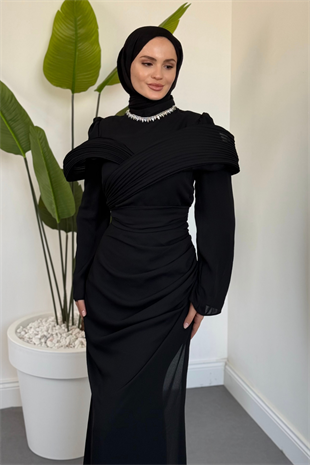 Lyra Pelerinli Balık Abiye Siyah