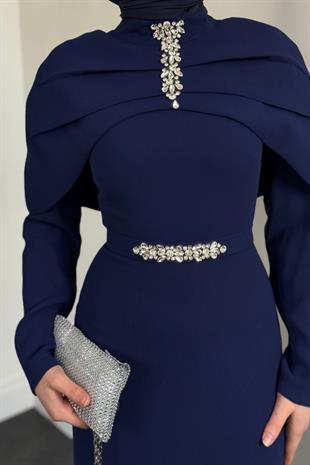 Mariam Pelerinli Kuyruklu Krep Abiye Lacivert