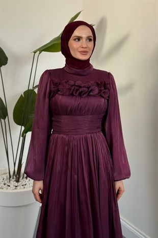 Maryam Altı Ve Göğüs Kısmı Fırfırlı Janjan Abiye Mor