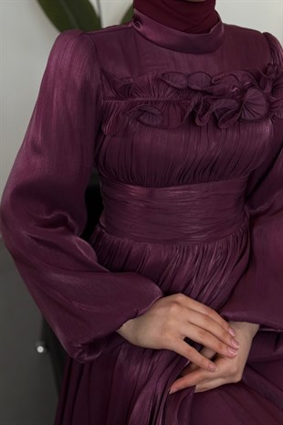 Maryam Altı Ve Göğüs Kısmı Fırfırlı Janjan Abiye Mor