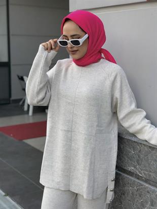 Metal Düğmeli Triko Takım Ekru