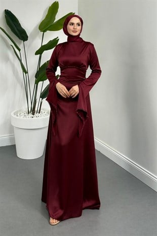 Monevia Kolları Yırtmaçlı Saten Abiye Bordo