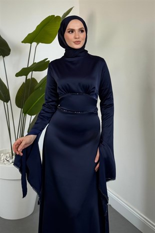 Monevia Kolları Yırtmaçlı Saten Abiye Lacivert