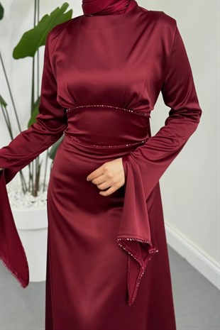 Monevia Kolları Yırtmaçlı Saten Abiye Bordo