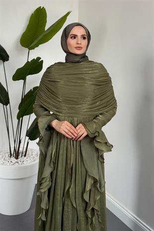 Naruna Pelerinli Fırfırlı Abiye Haki