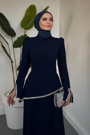 Noirelle Altı Pliseli Asimetrik Kesim Abiye Lacivert