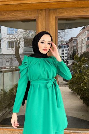 Omzu Dökümlü Krep Takım Yeşil