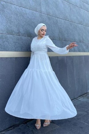Omzu Fırfır Önü Boncuklu Abiye Beyaz
