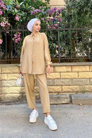 Önden Düğmeli Pantolonlu Takım Sütlükahve