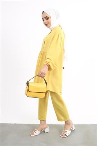 Önü Düğmeli Robadan Takım Sarı