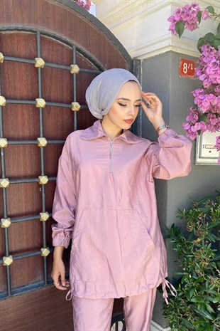 Önü Fermuarlı Cepli Takım Pudra
