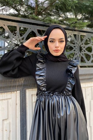 Önü Fırfırlı Derili Elbise Siyah