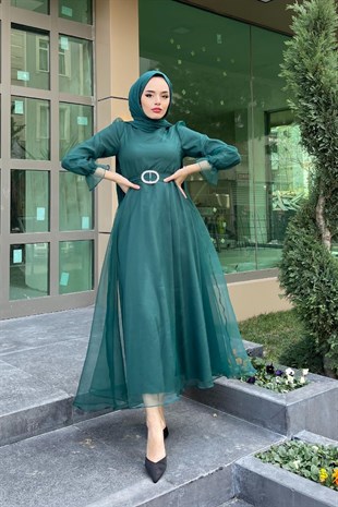 Organize Kolu Lastikli Abiye Zümrüt