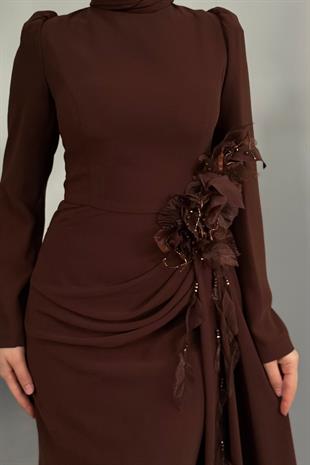 Ornella Yandan Tokalı Özel Tasarım Balık Abiye Kahverengi