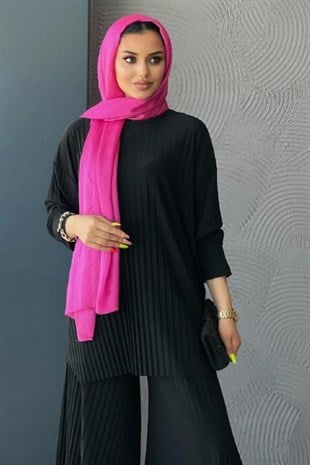 Piliseli Sandy Takım Siyah STANDART