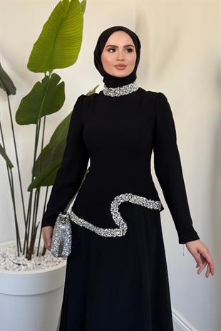 Ravell Boynu Ve Bel Kısmı Taşlı Abiye Siyah