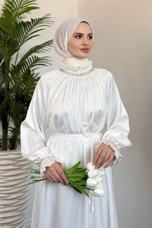 Rozie Kolları Ve Boynu Taşlı Abiye Beyaz
